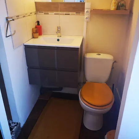 Chambres Avec Salle De Bains Et Cuisine En Centre Ville Argenton Sur Creuse Exterior photo